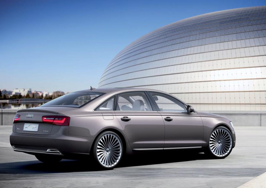  Audi A6 L e-Tron Concept (4G, C7) 2012 года  (фото 11 из 17)